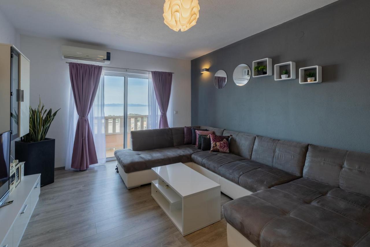 Apartment Dany - Free Beach Parking Макарска Екстериор снимка