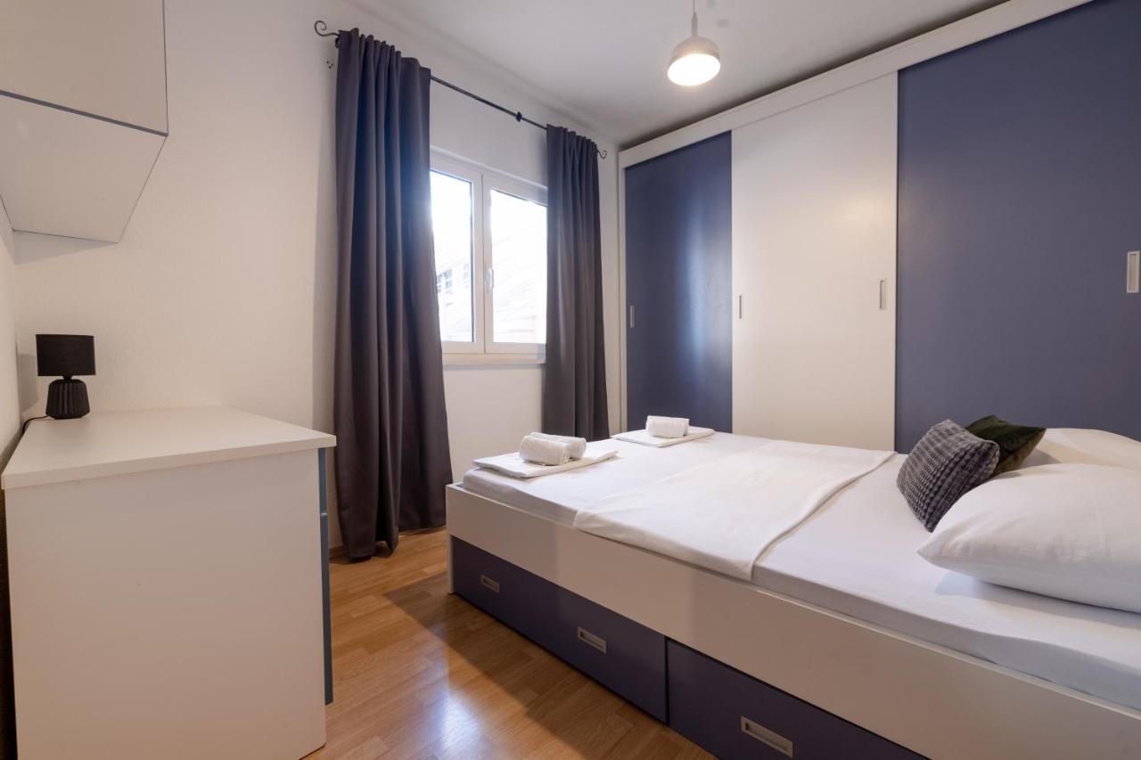 Apartment Dany - Free Beach Parking Макарска Екстериор снимка