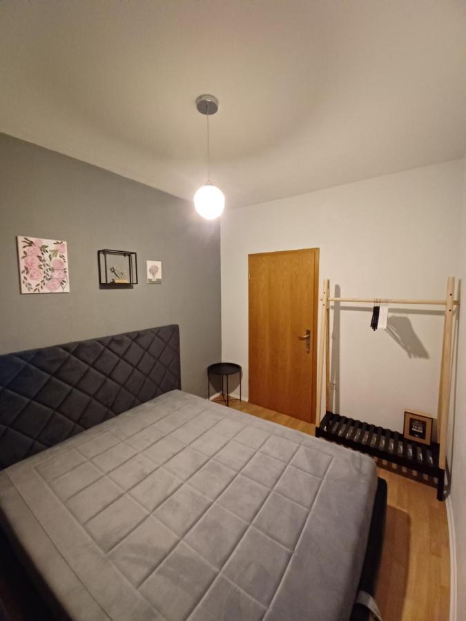 Apartment Dany - Free Beach Parking Макарска Екстериор снимка